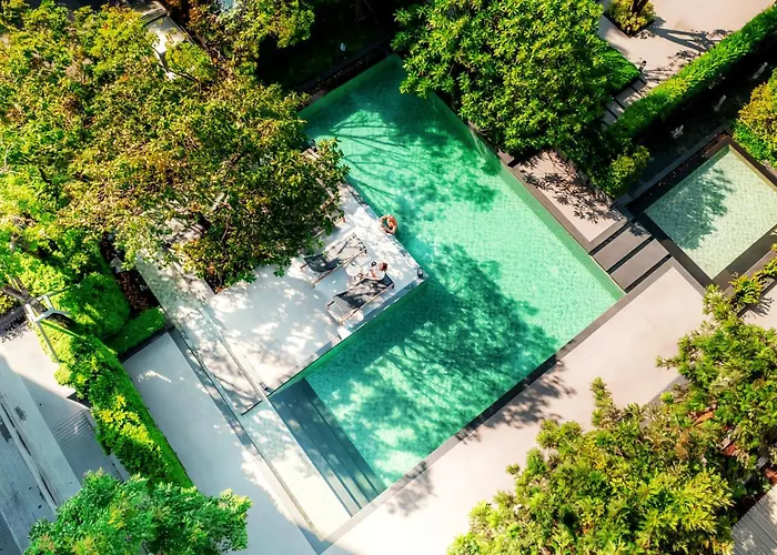 Siamese Sukhumvit 87 *