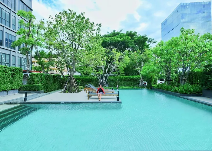 Siamese Sukhumvit 87 *